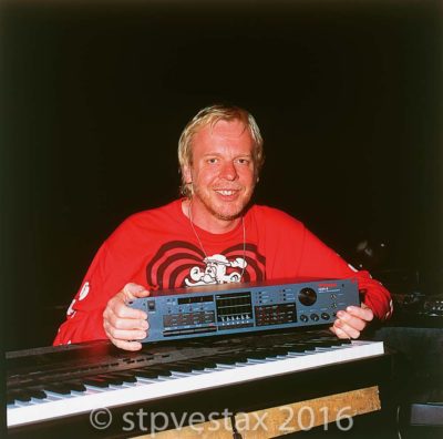 Rick Wakeman with HDR-6